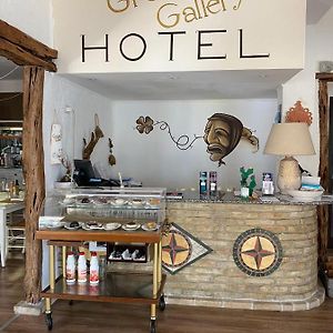 Green Gallery Hotel And Restaurant